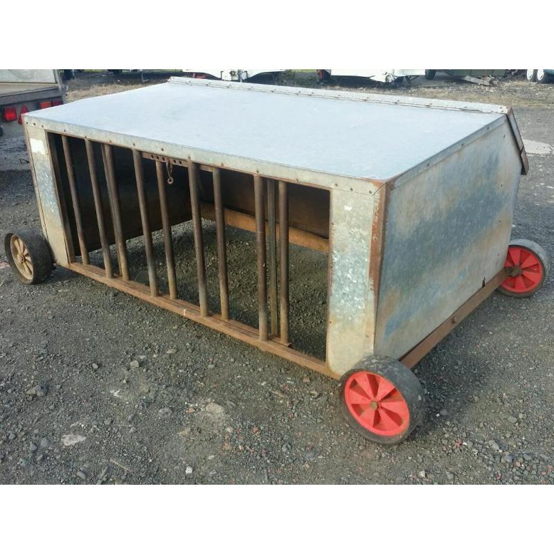 6ft lamb creep feeder with shelter