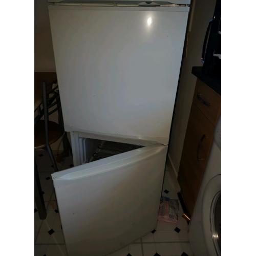 Fridge freezer
