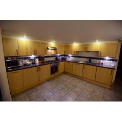 Edinburgh Festival double room to let quiet near city centre flexible dates