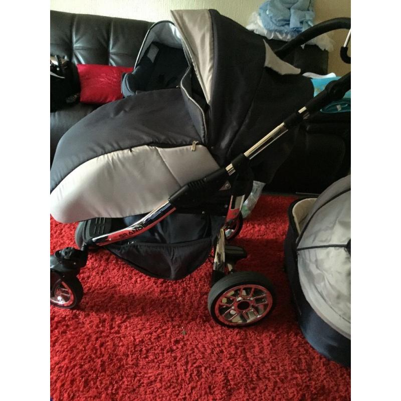 Grander pram, pushchair and carseat