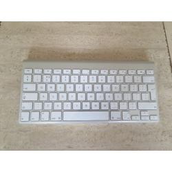 Apple Wireless Keyboard
