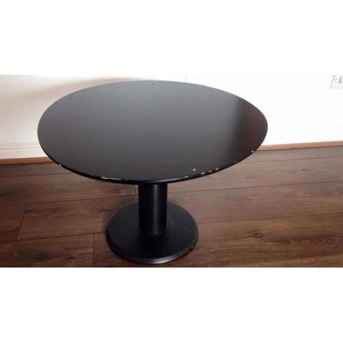 Tea table / small table