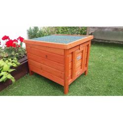 Outdoor rabbit day house/hutch/shelter