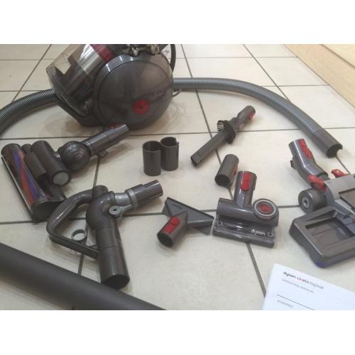 Dyson CY22 Cinetic Big Ball Animal Vacuum