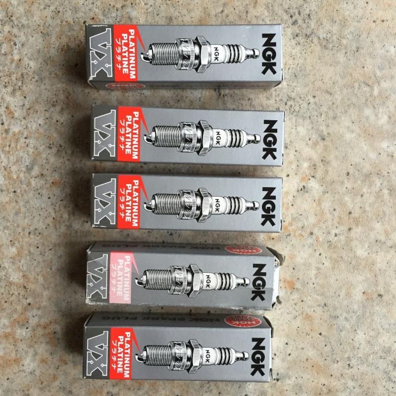 Set of 5 NGK BKR7EVX spark plugs suit Volvo V70