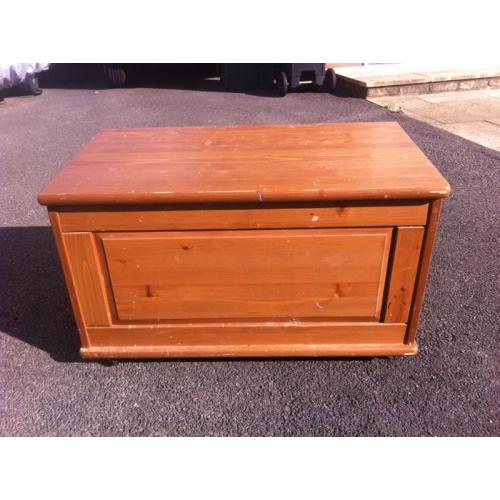Storage box