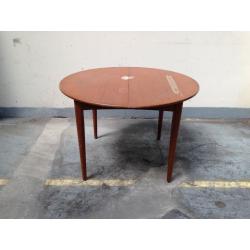 Extendable kitchen table Gplan style