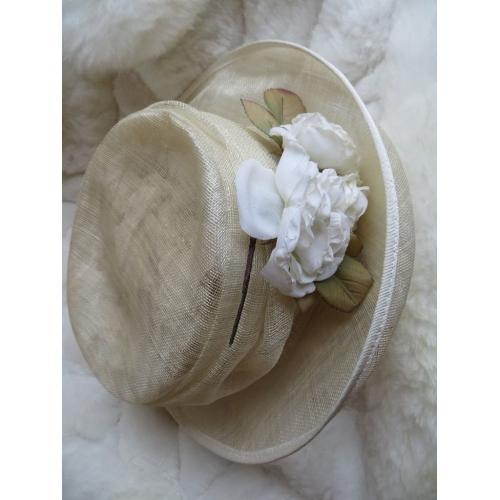 Ladies wedding / ascot / garden party hat