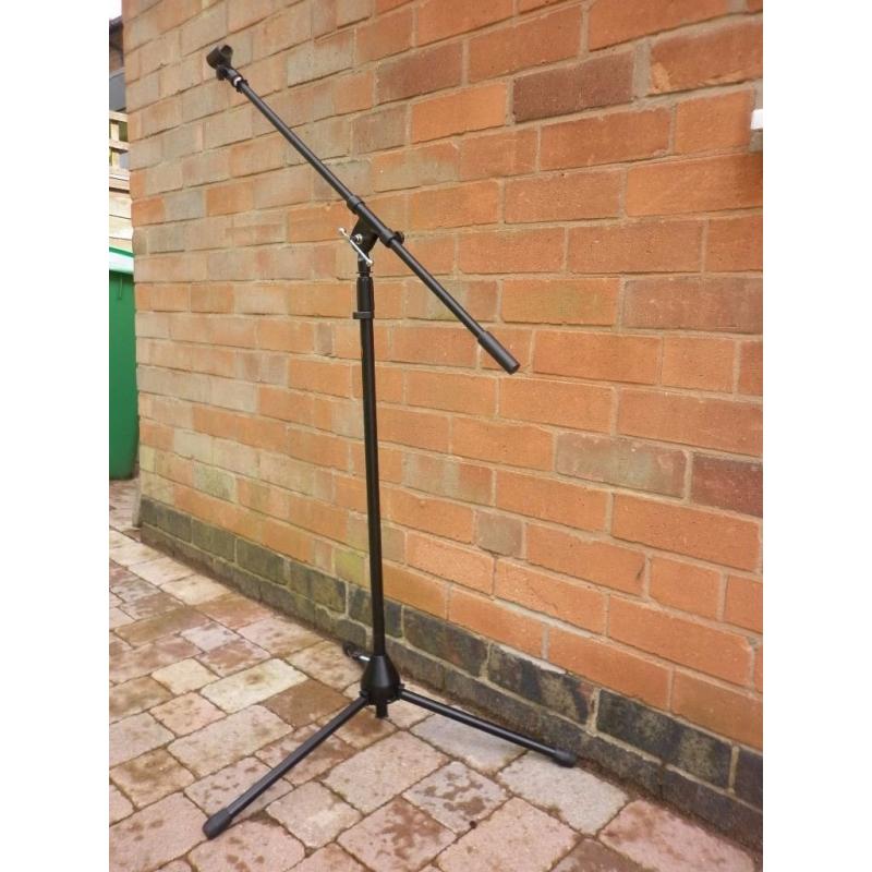 Boom microphone stand