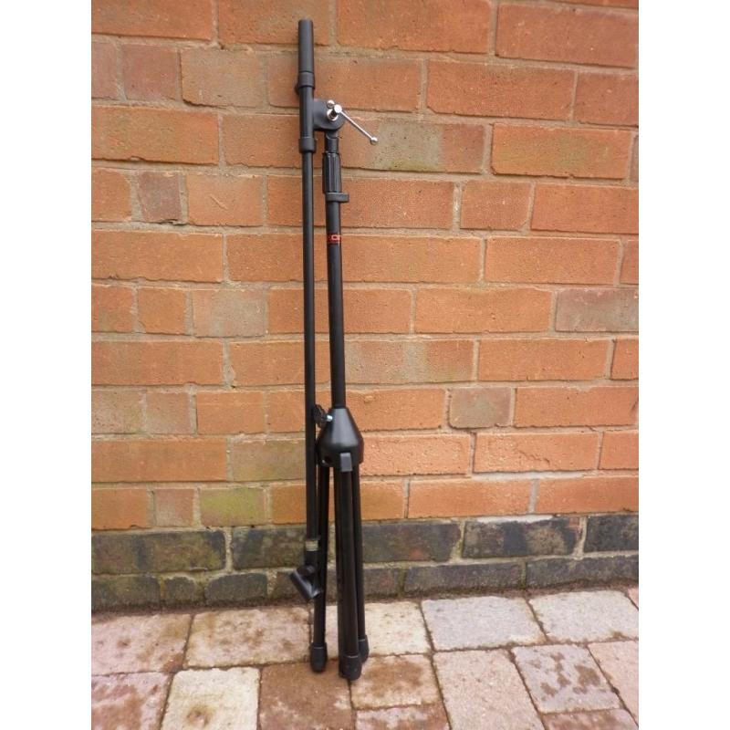 Boom microphone stand