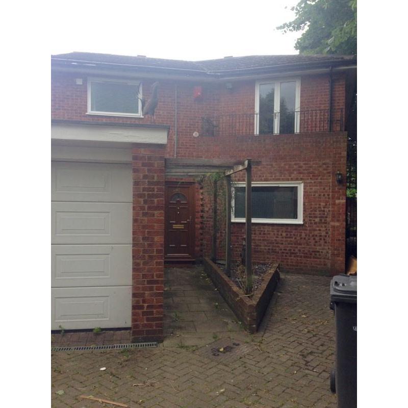 Double room in Sydenham!