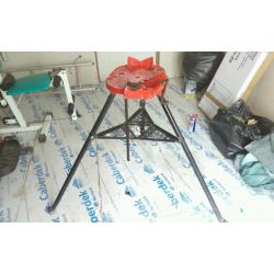 Ridgid portable tristand chain vice