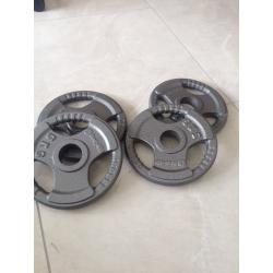 4 x 5kg Olympic plate weights with handles silver barbell