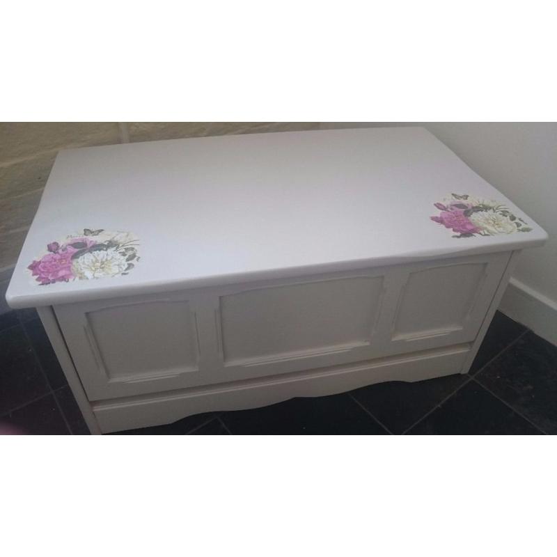 Tv unit