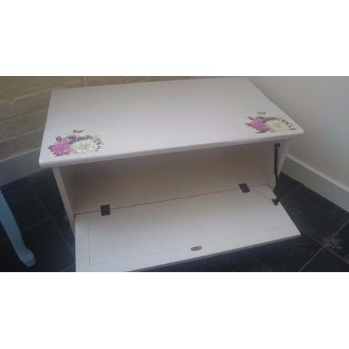 Tv unit