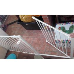 Strong white open fire/opening baby guard with lockable door