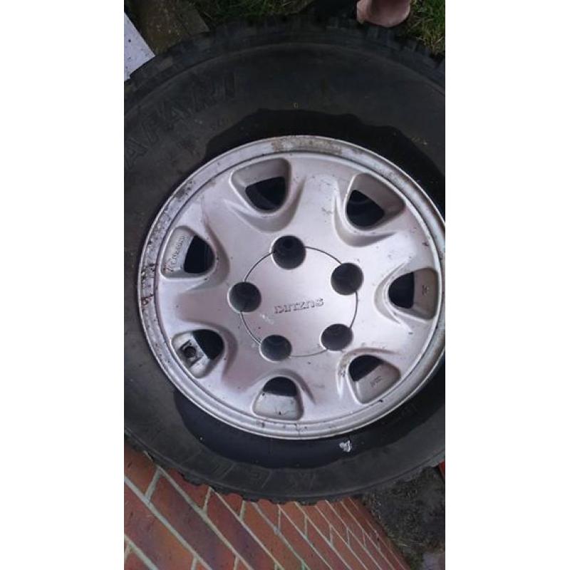 suzuki vitara wheels