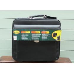 Masters Deluxe leather look business laptop overnight case