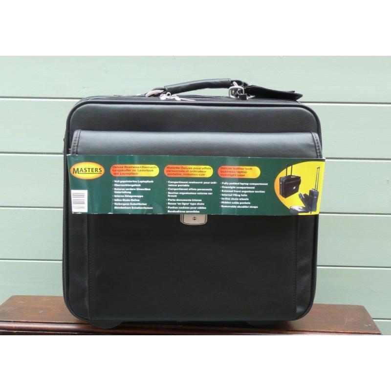 Masters Deluxe leather look business laptop overnight case