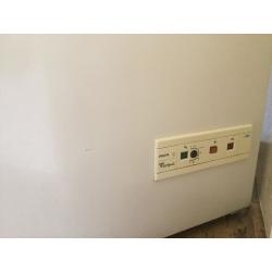 WHIRPOOL TWO BASKETS CHEST FREEZER IN GOOD CONDITION.