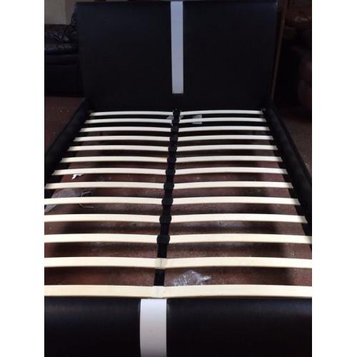 Double bed frame