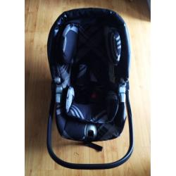 Baby car seat Primo Viaggio Mamas and Papas
