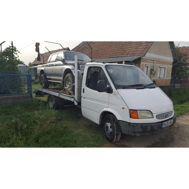 Ford recovery truck