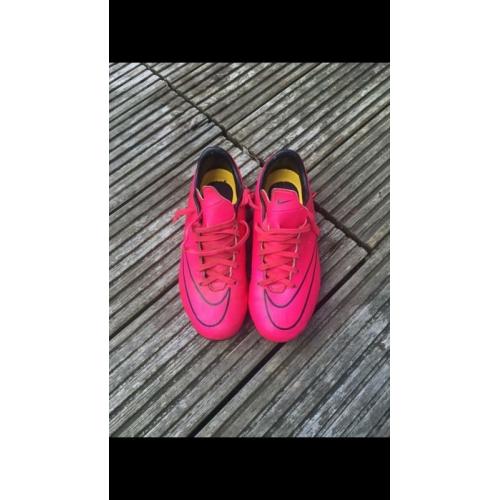 Nike Mercural football boots