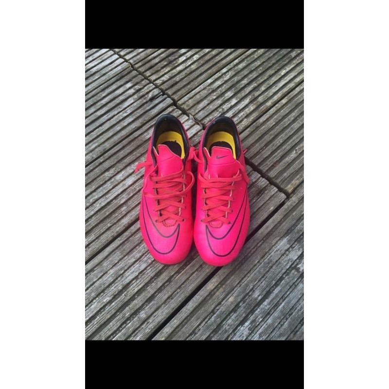 Nike Mercural football boots