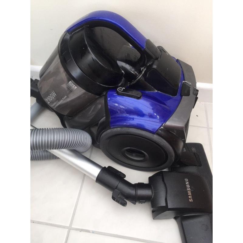 Samsung cyclone force extreme suction power vacuum cleaner
