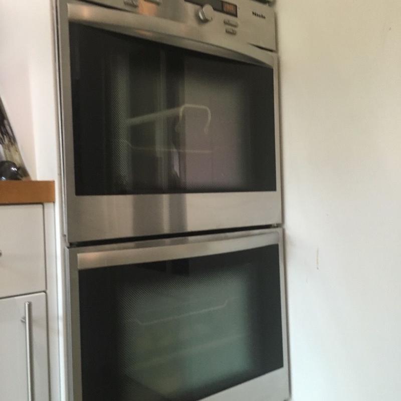 Well loved Miele double oven