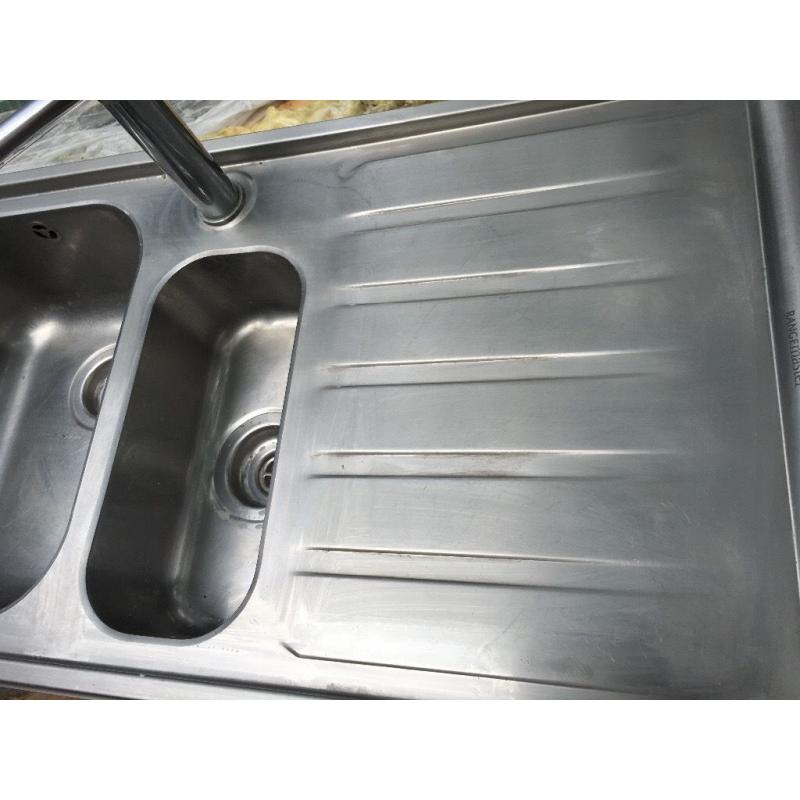 Range master sink and tap