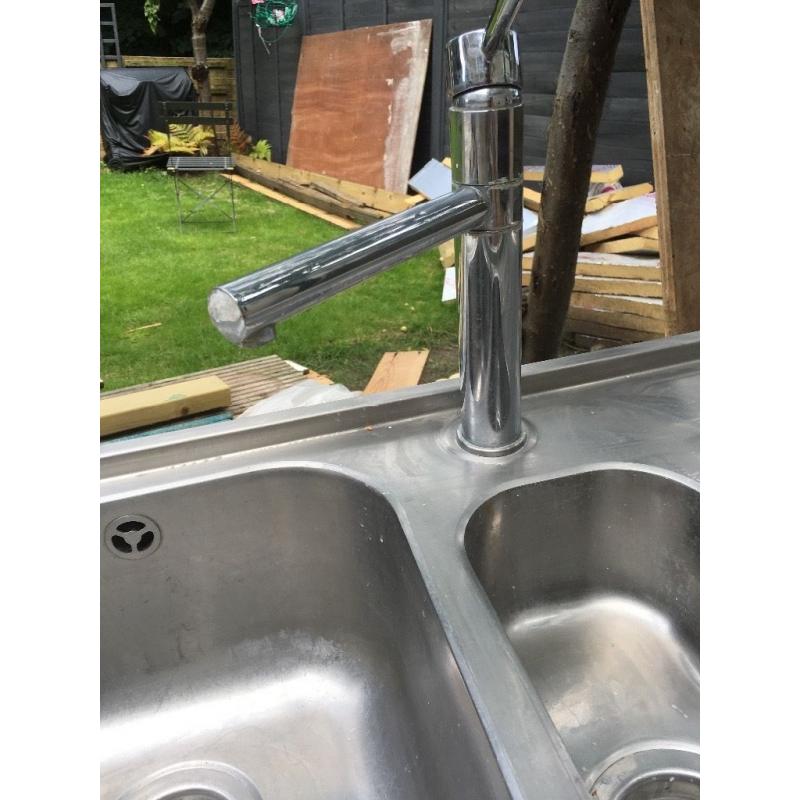 Range master sink and tap