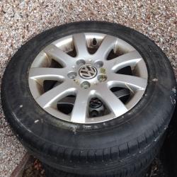 Alloy wheels with tyres