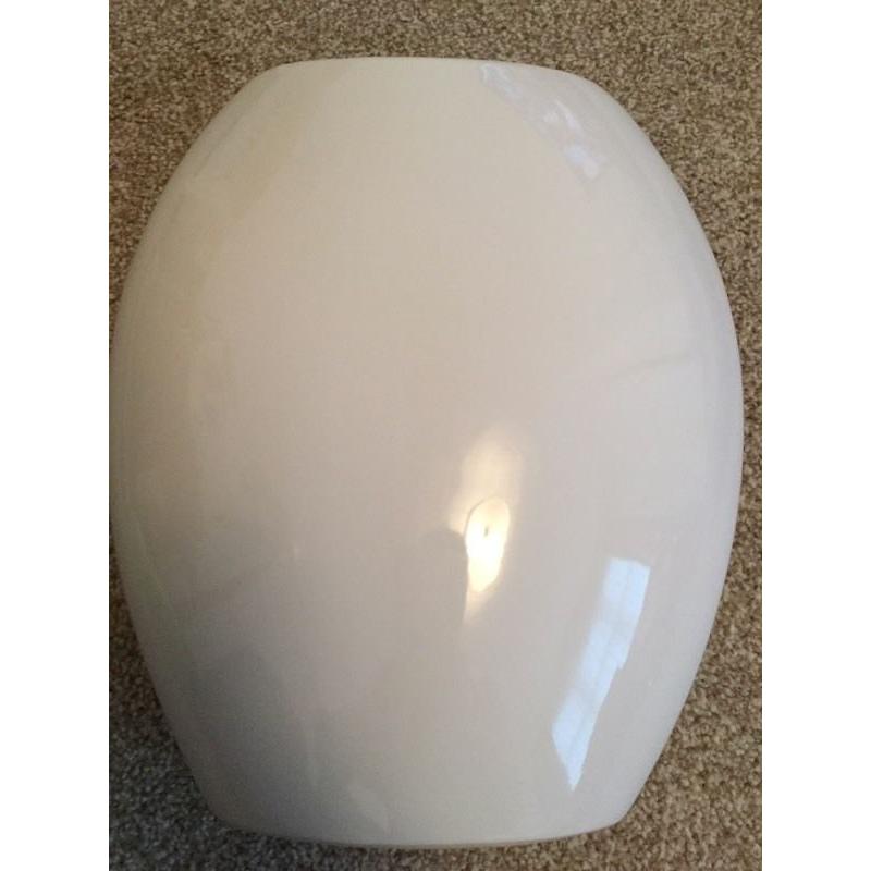 White / Grey / Yellow Floral Vase