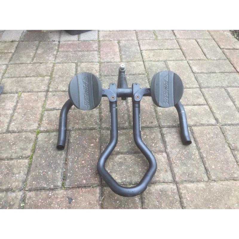 AERO BARS AND TRI BARS FOR SALE.
