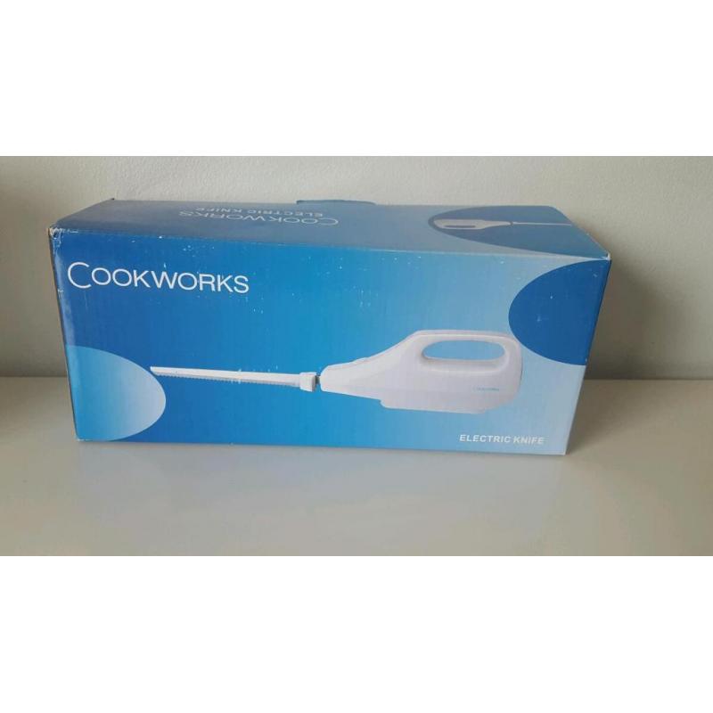Electric carving knife