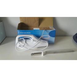Electric carving knife