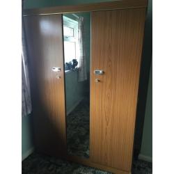 Bedroom Furniture Set