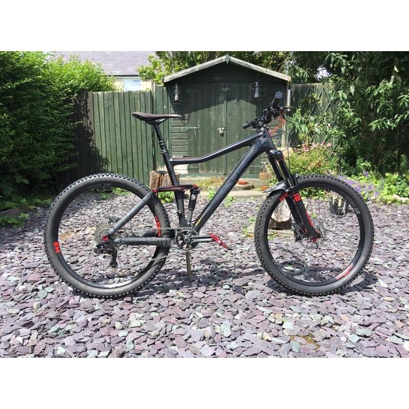 Cube Stereo 160 Super HPC Race 650b Mountain Bike 2015 Mint condition Size Large