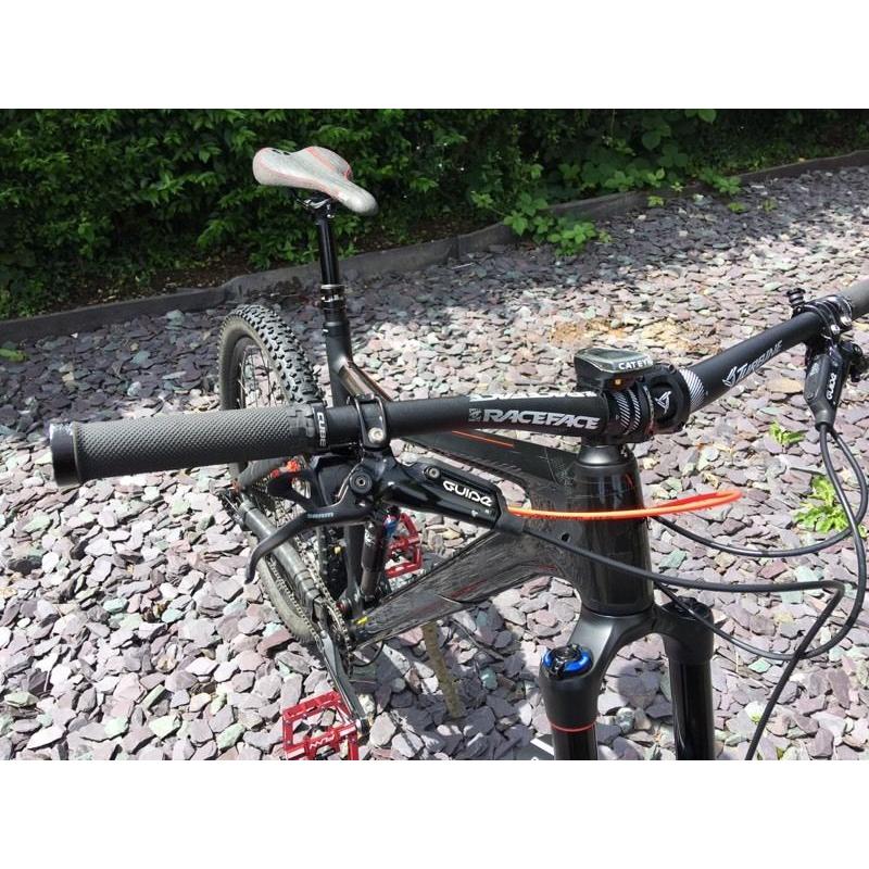 Cube Stereo 160 Super HPC Race 650b Mountain Bike 2015 Mint condition Size Large