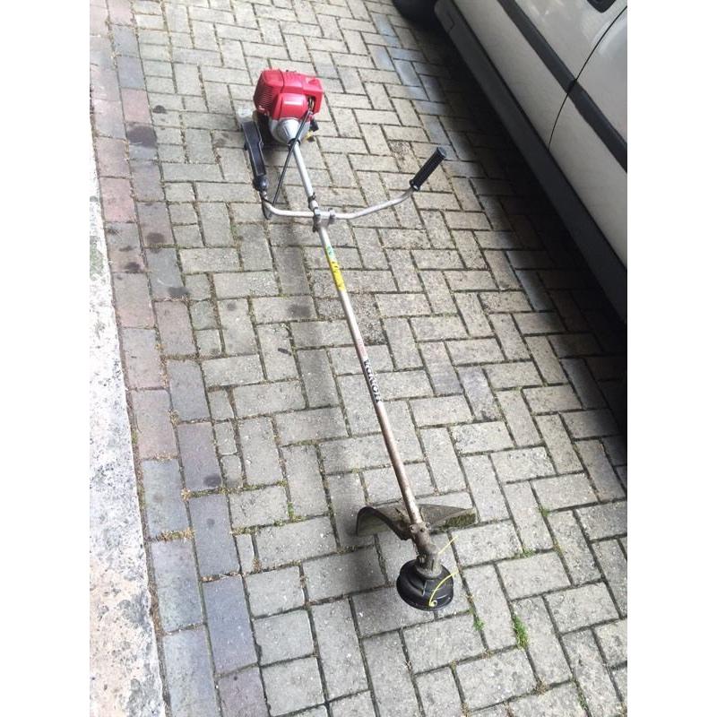 *Spares Or Repairs* Honda UMK431 Heavy Duty Petrol Strimmer