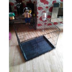 meduim sized dog cage in excellent condition
