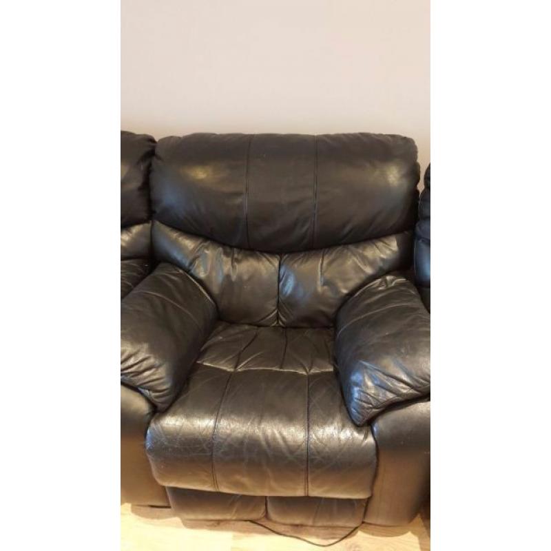 Dfs leather black sofa recliners 2+1+1.BARGAIN