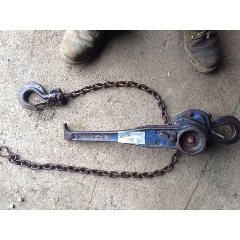 Hand winch