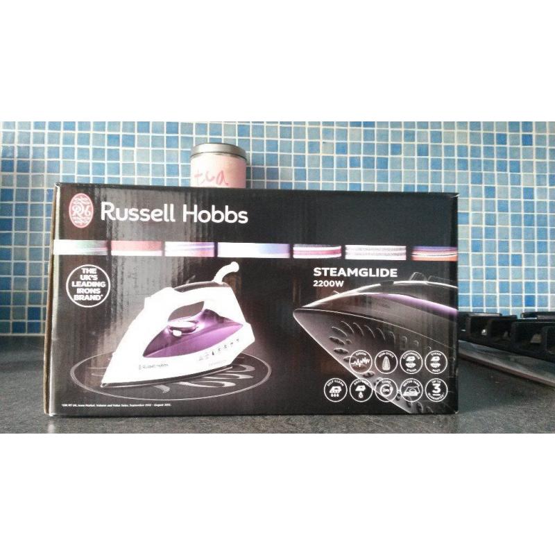 Brand new in box Russell Hobbs Steamglide iron
