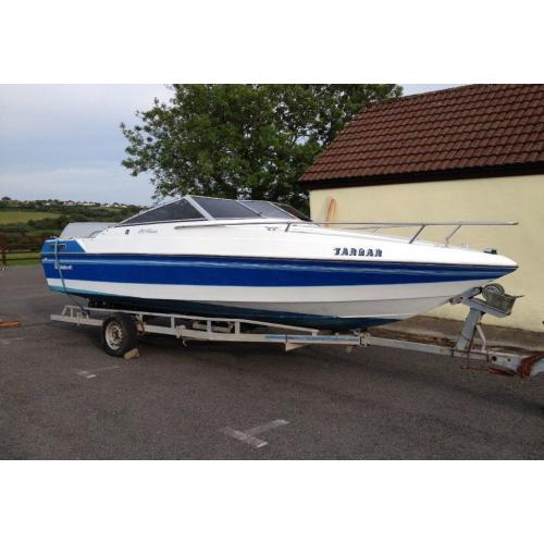 Wellcraft 192 Classic speed boat with cuddy