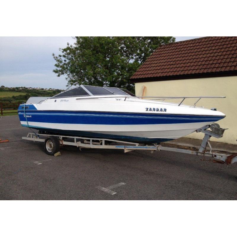 Wellcraft 192 Classic speed boat with cuddy
