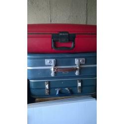 3 VINTAGE SUITCASES.CARLTON/REVELATION &