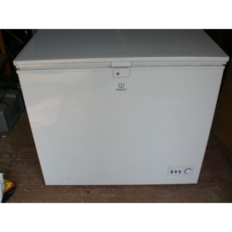 INDESIT 200ltr CHEST FREEZER